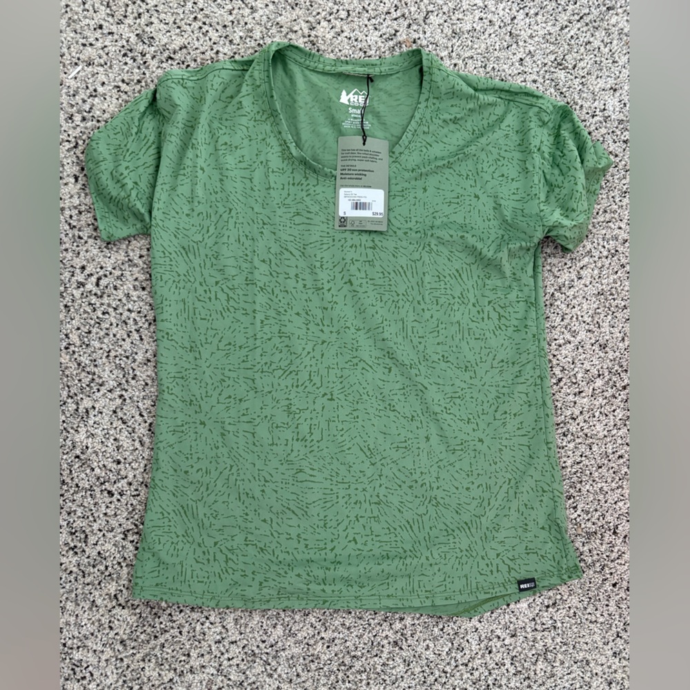 REI Green Activewear Top NET Size small